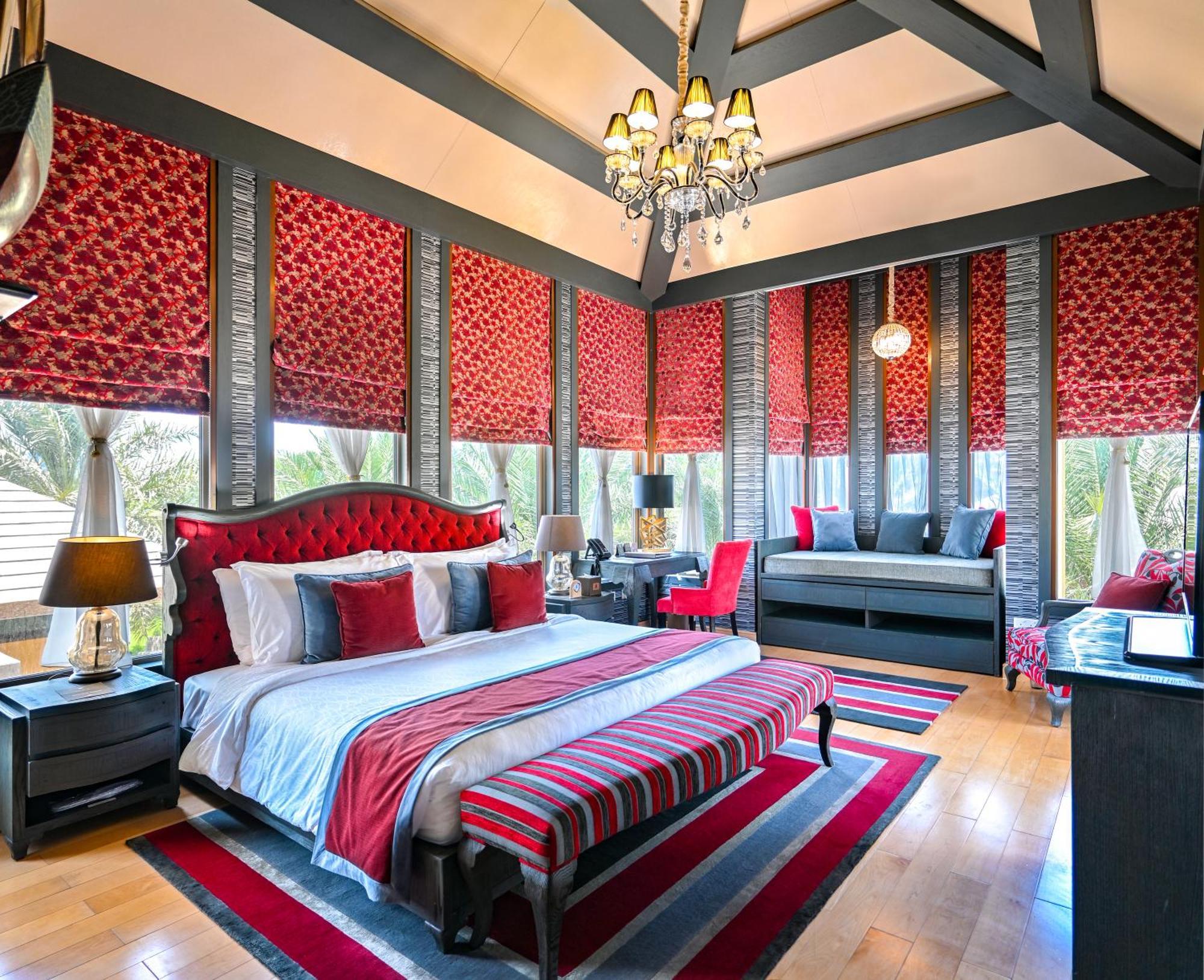 מנאמה Palavra Resort מראה חיצוני תמונה A bedroom at The Oberoi, Mumbai